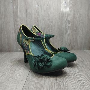 Elegant Green Floral Heels